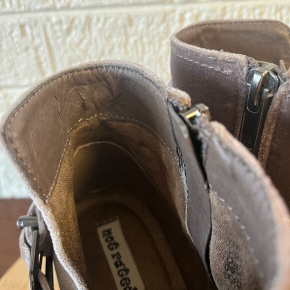 Not Rated Jibu Velvet Ankle Boot Ultra High Heels Size 9M - Picture 7 of 9